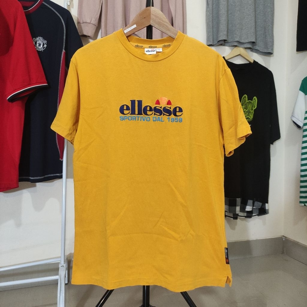 Kaos Vintage VTG Lawas Ellesse 90's Big Logo Bordir Yellow Size L