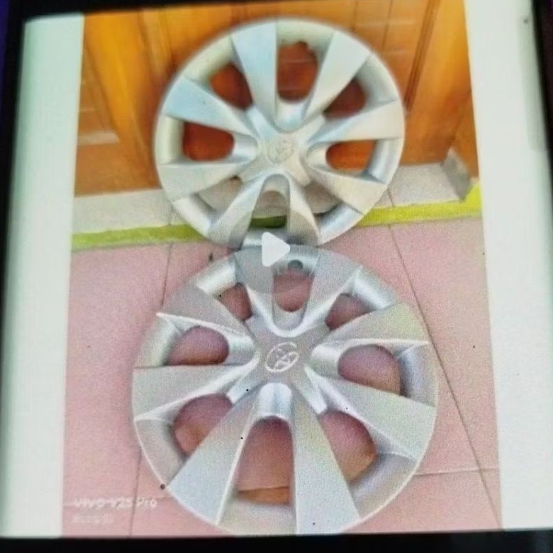 Tutup veleg cover wheeldop Mobil Toyota AVANZA New original