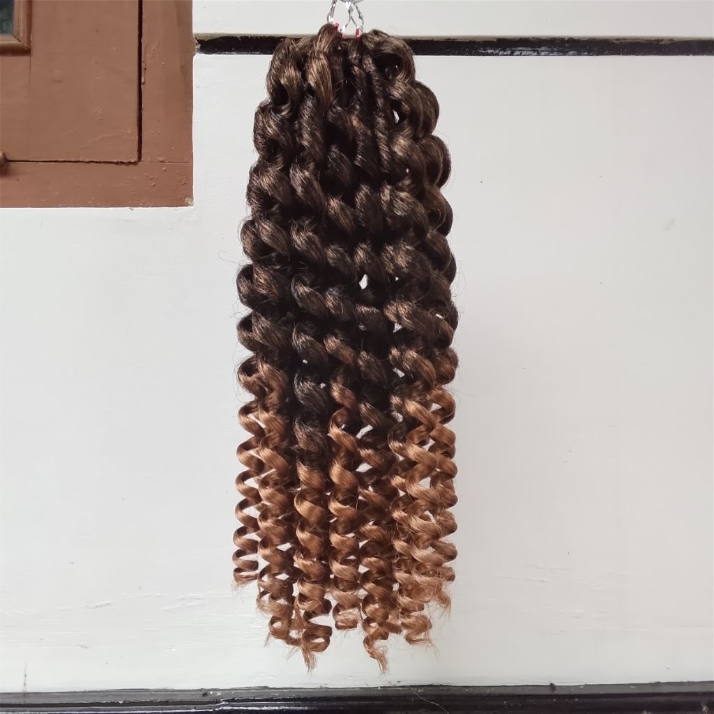 Rambut Sambung Ikal Curly Hitam Gold 35cm. Curly Full.