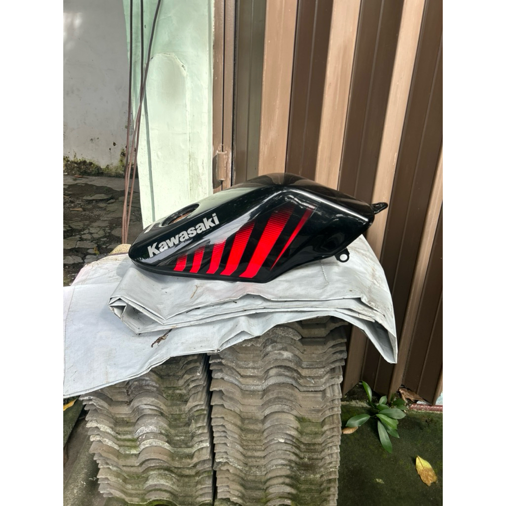 Tangki ninja ss original