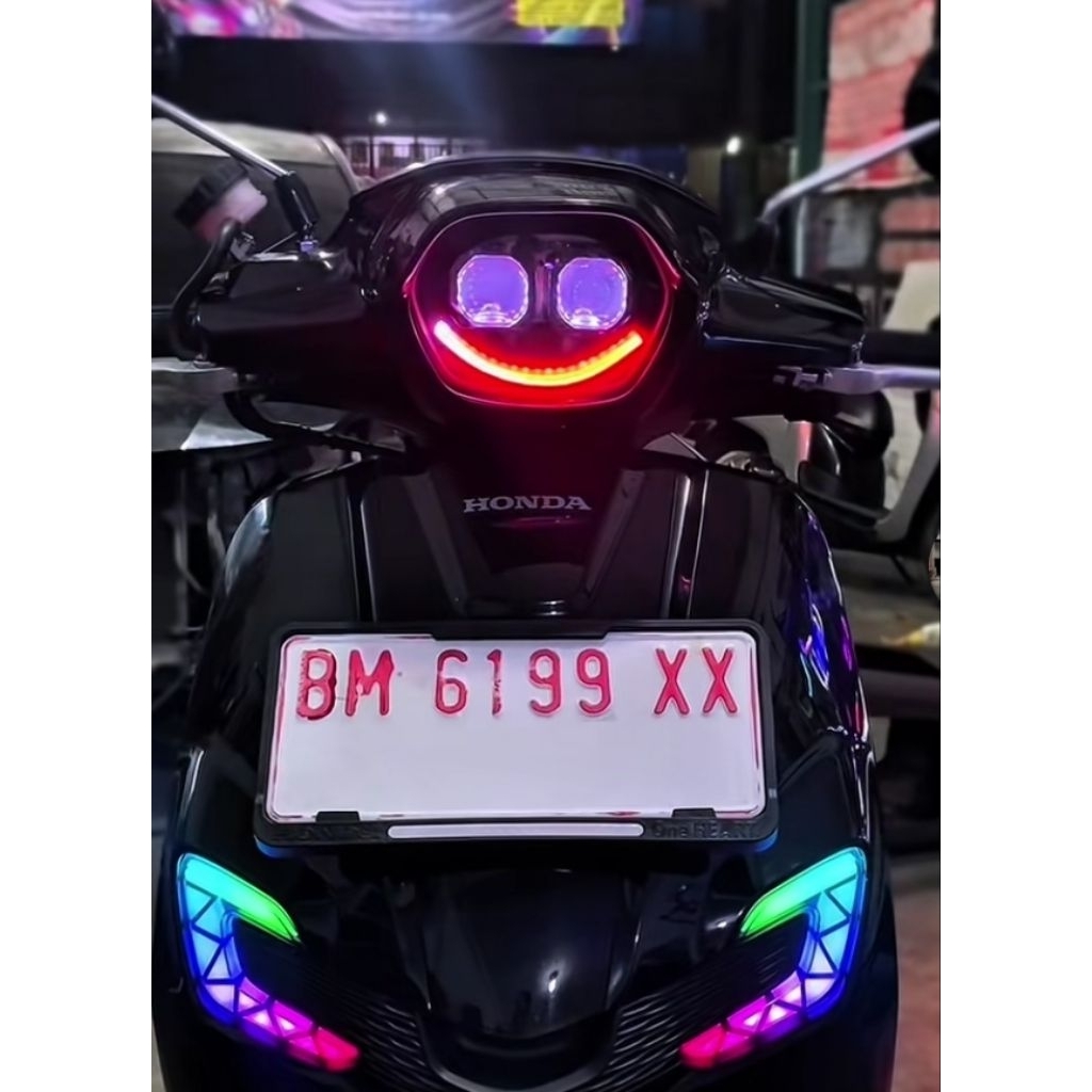 Biled custom double biled Honda Stylo 160