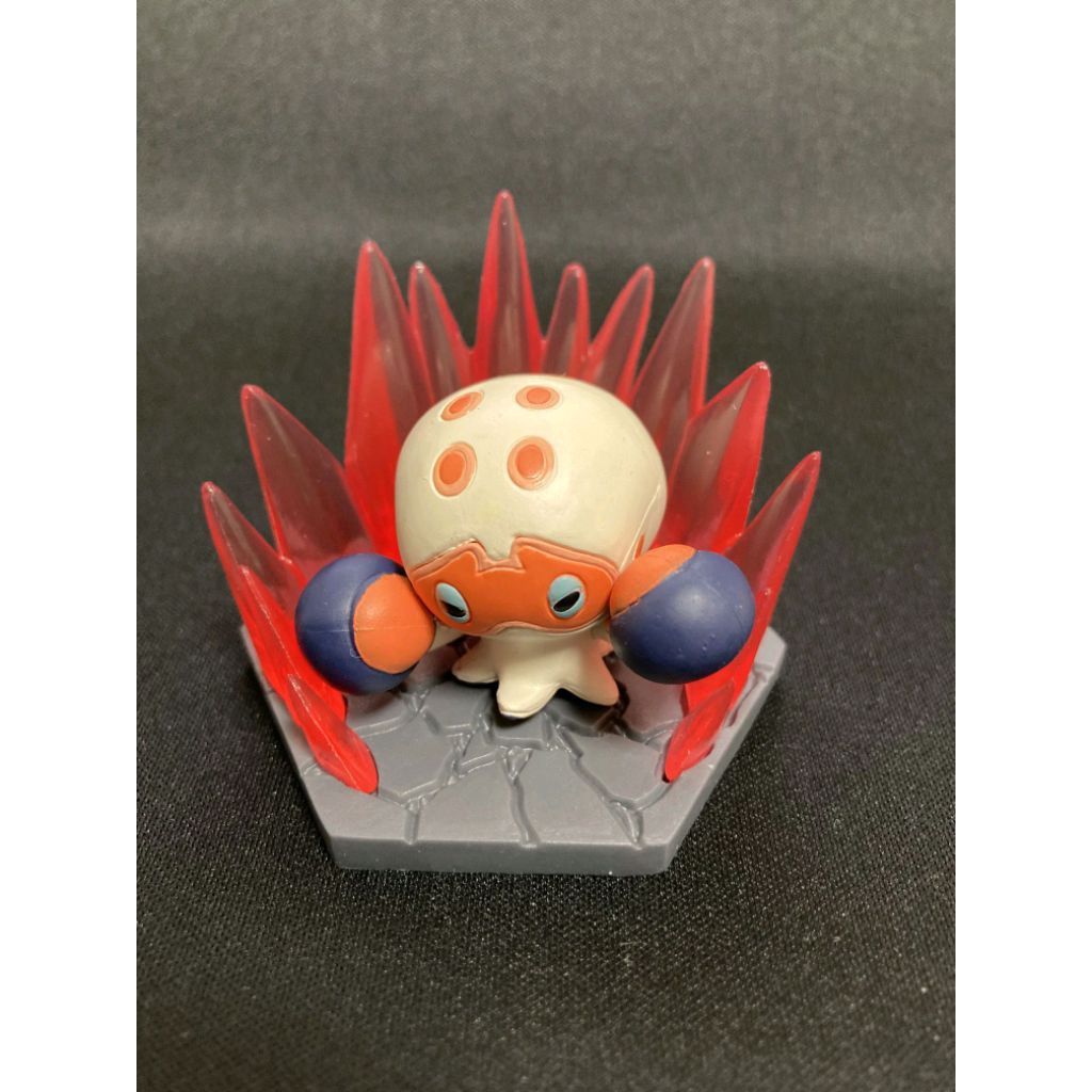 Pokemon Gachapon Figure - Diorama Collect Fight Ghost Clobbopus