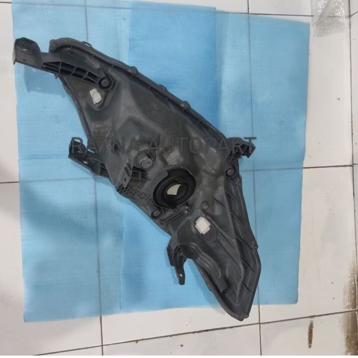 headlamp/ Lampu Depan Innova 2016/2018 lampu besar Innova barong