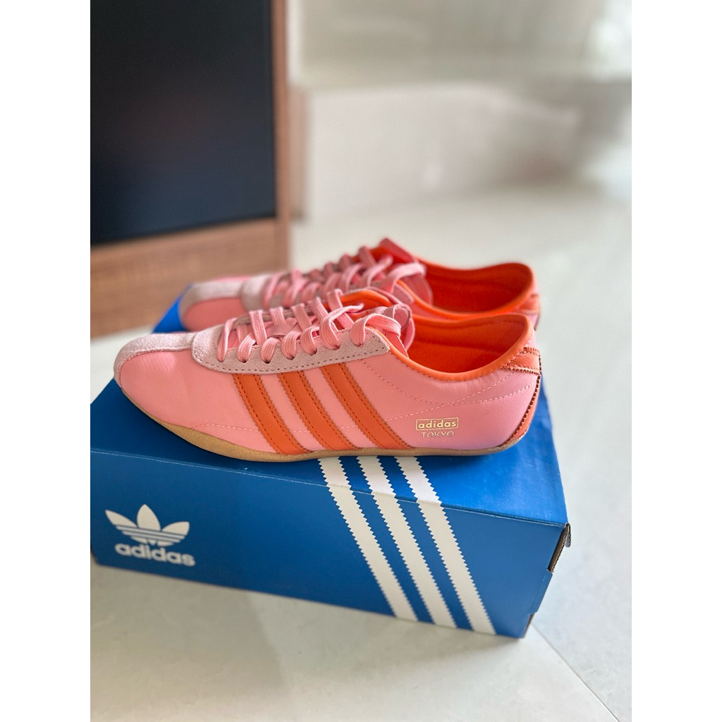 Sepatu casual adidas tokyo