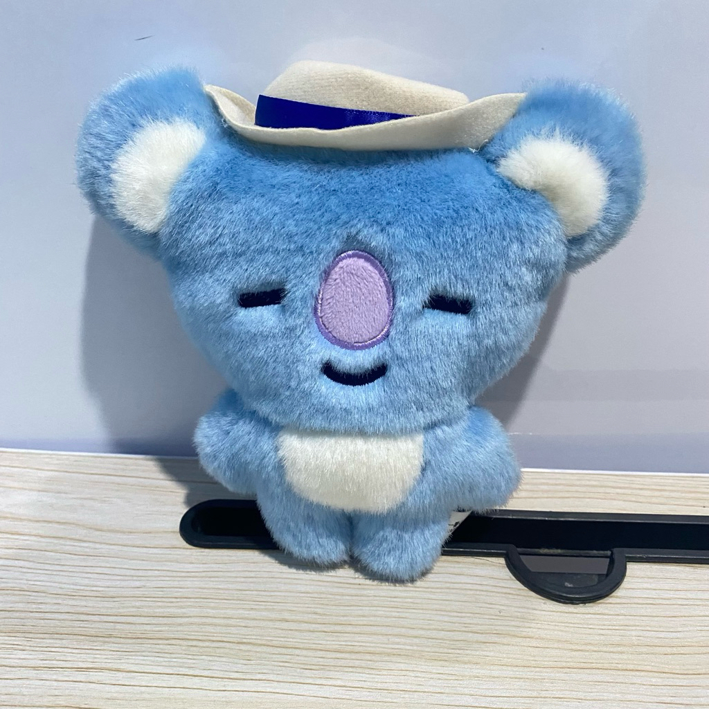 boneka official bt21