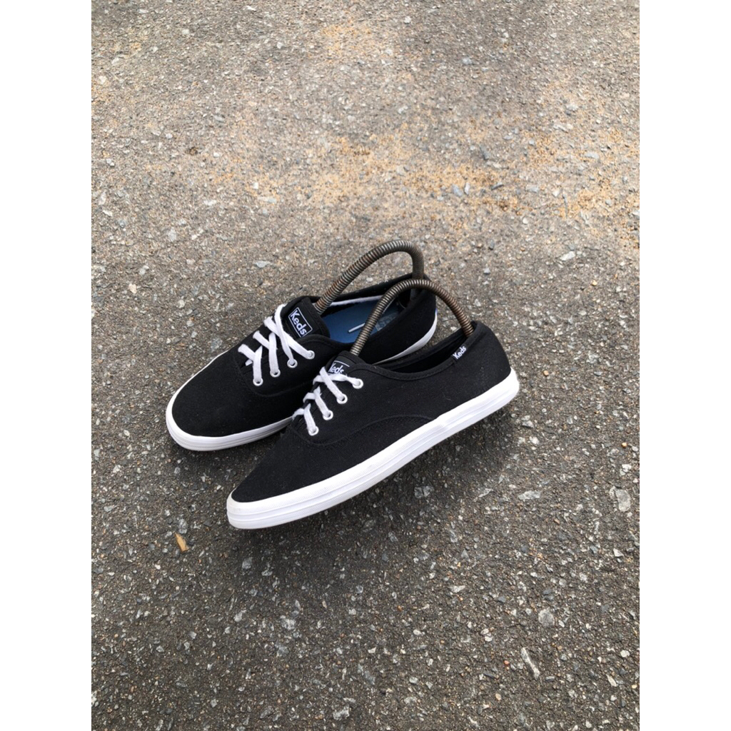 keds champion black white
