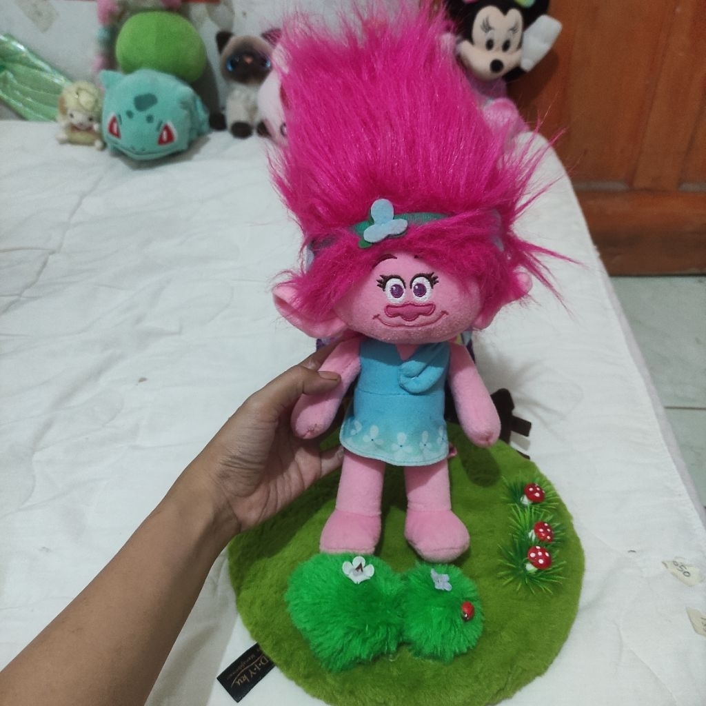 Boneka Trolls Poppy