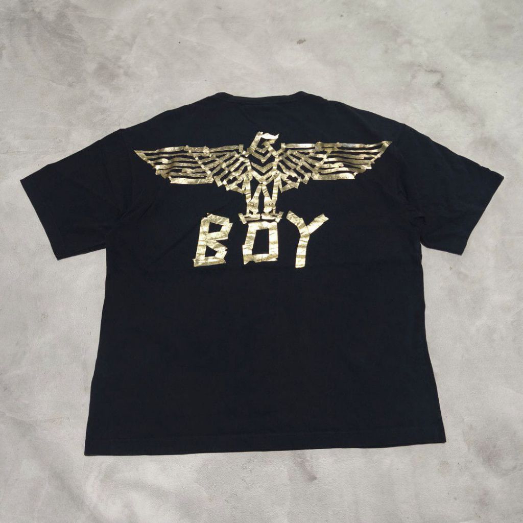 Baju kaos pria boy London big logo gold hitam