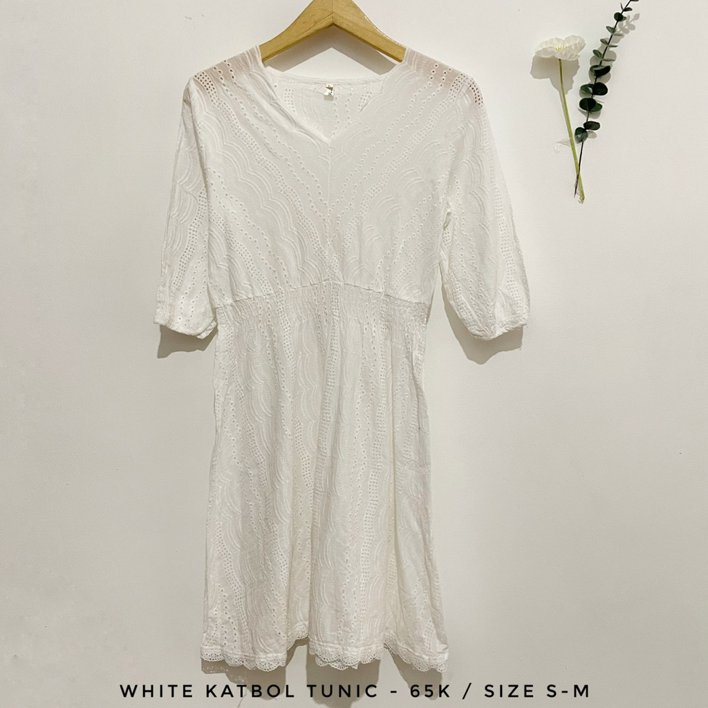 WHITE KATBOL TUNIC