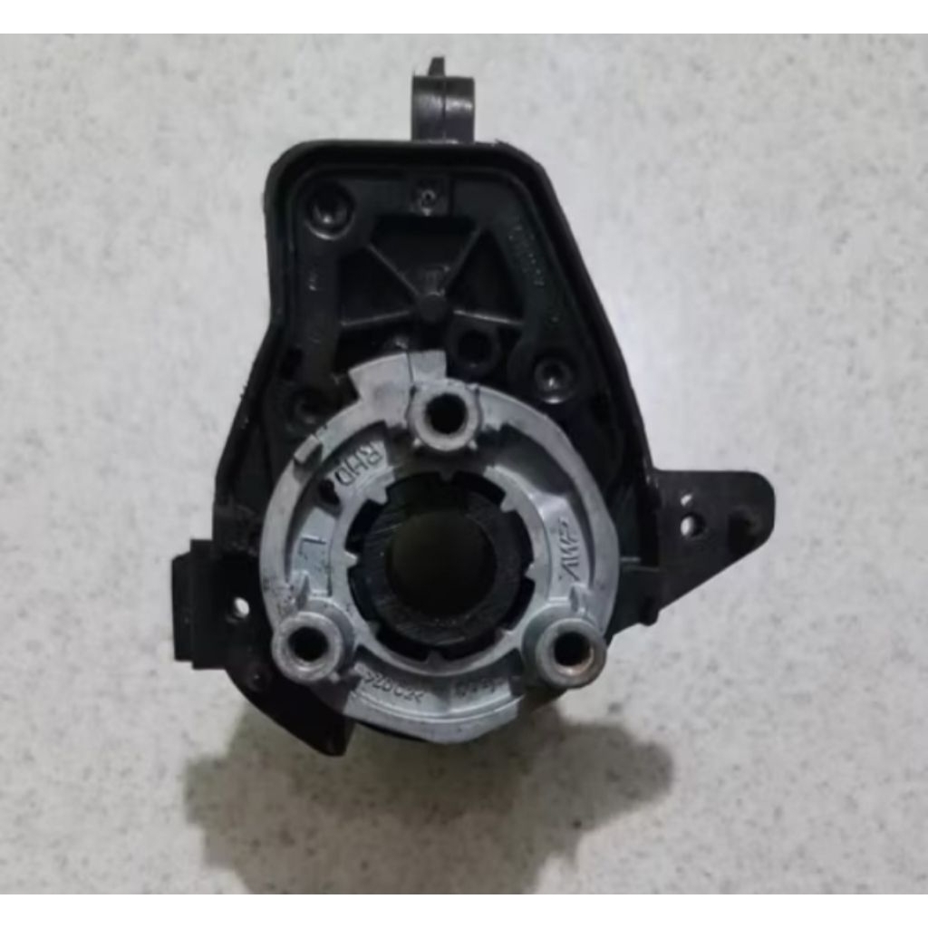 motor reetrack spion xenia 2013