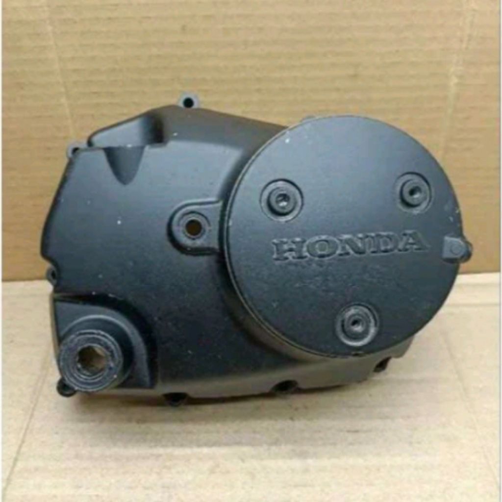 BLOK KANAN / BLOK OLI / BAK KOPLING HONDA SUPRA X 125/KHARISMA/ KIRANA ORIGINAL BEKAS