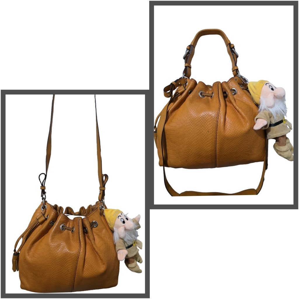 Dissona Sling Bucket Bag