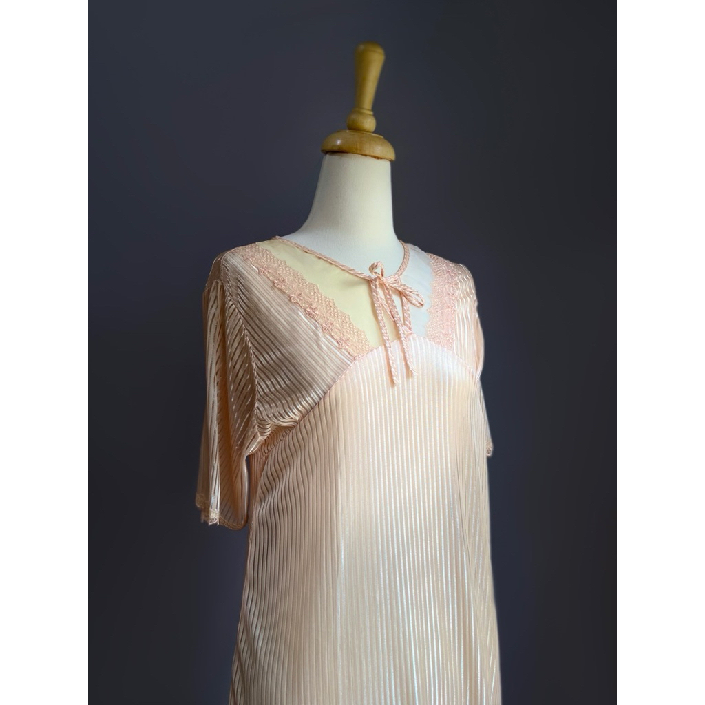 PRELOVED NIGHT DRESS GAUN TIDUR MALAM SILKY PAJAMAS