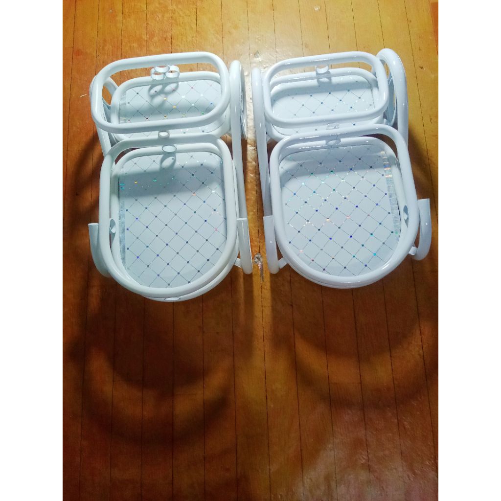 tempat aqua gelas /botol dan tisu.