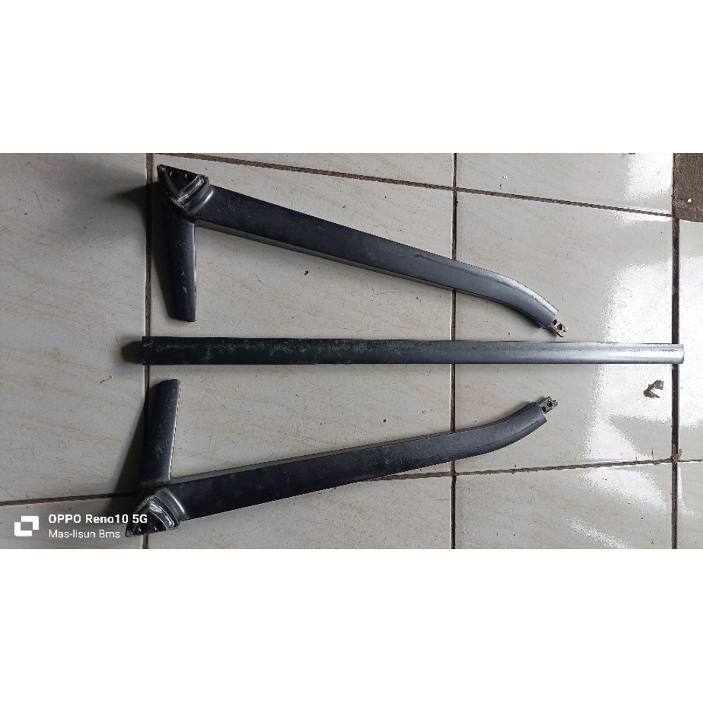 stan kaki TV LG ULTRA HD Smart TV 79" - 79UB980T.