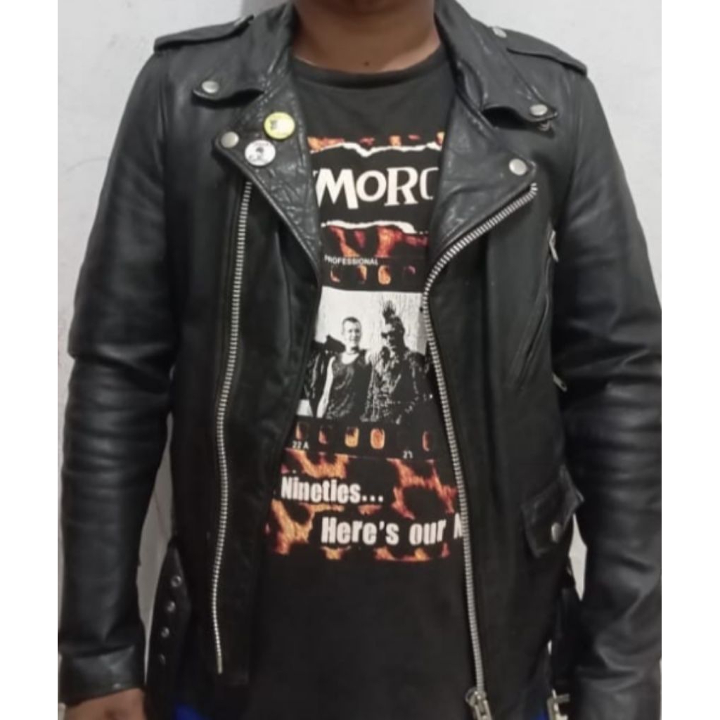 jaket kulit ramones asli