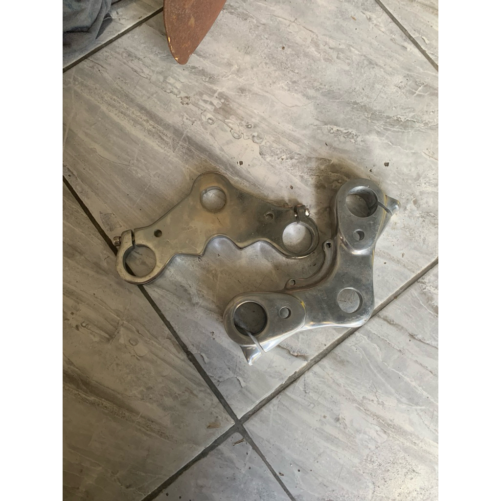 Segitiga atas GL & FU