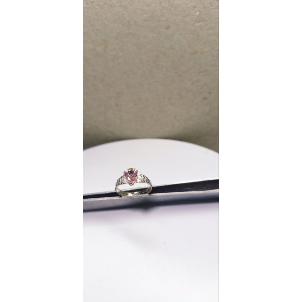cincin perak motif batu permata