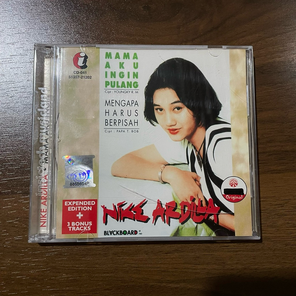 CD - Nike Ardilla - Mama aku ingin pulang