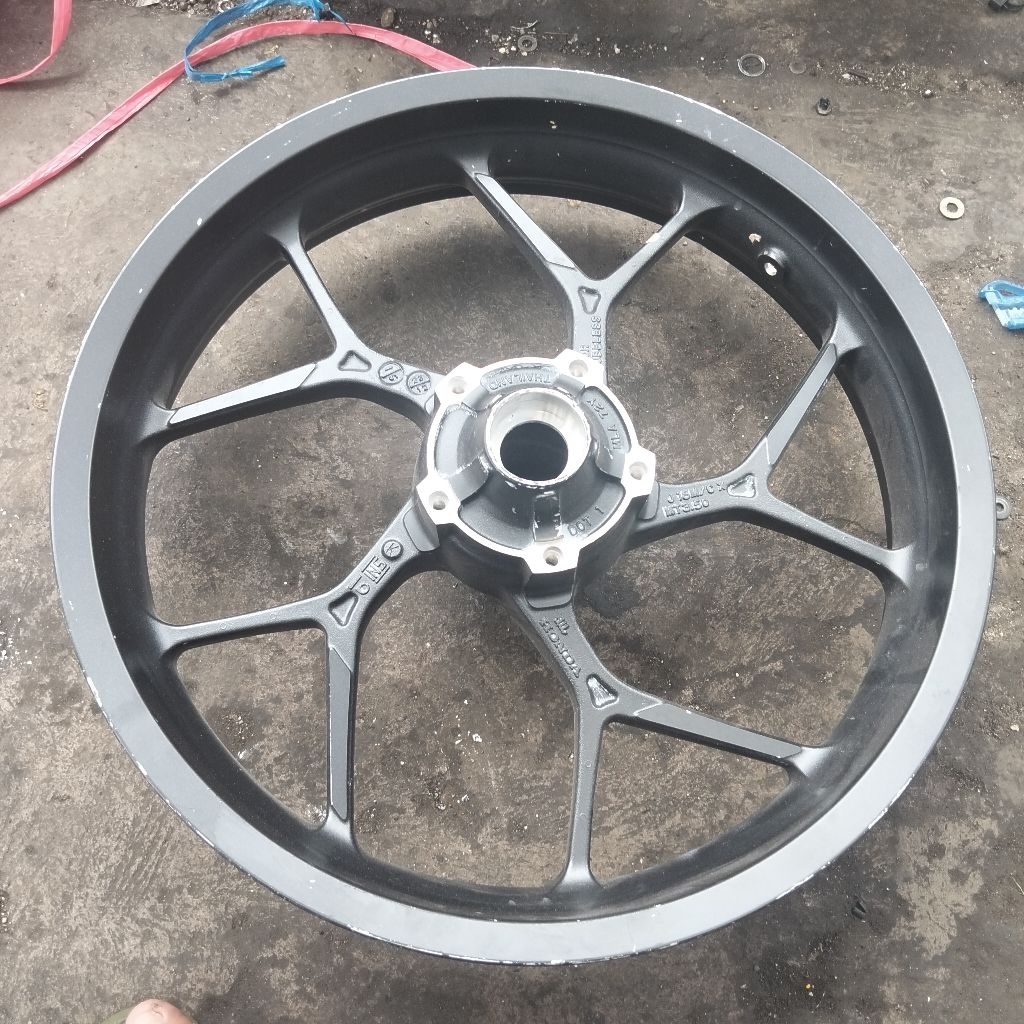 velg Honda cmx 1100 rebel 2024 672 miles font whell 14359