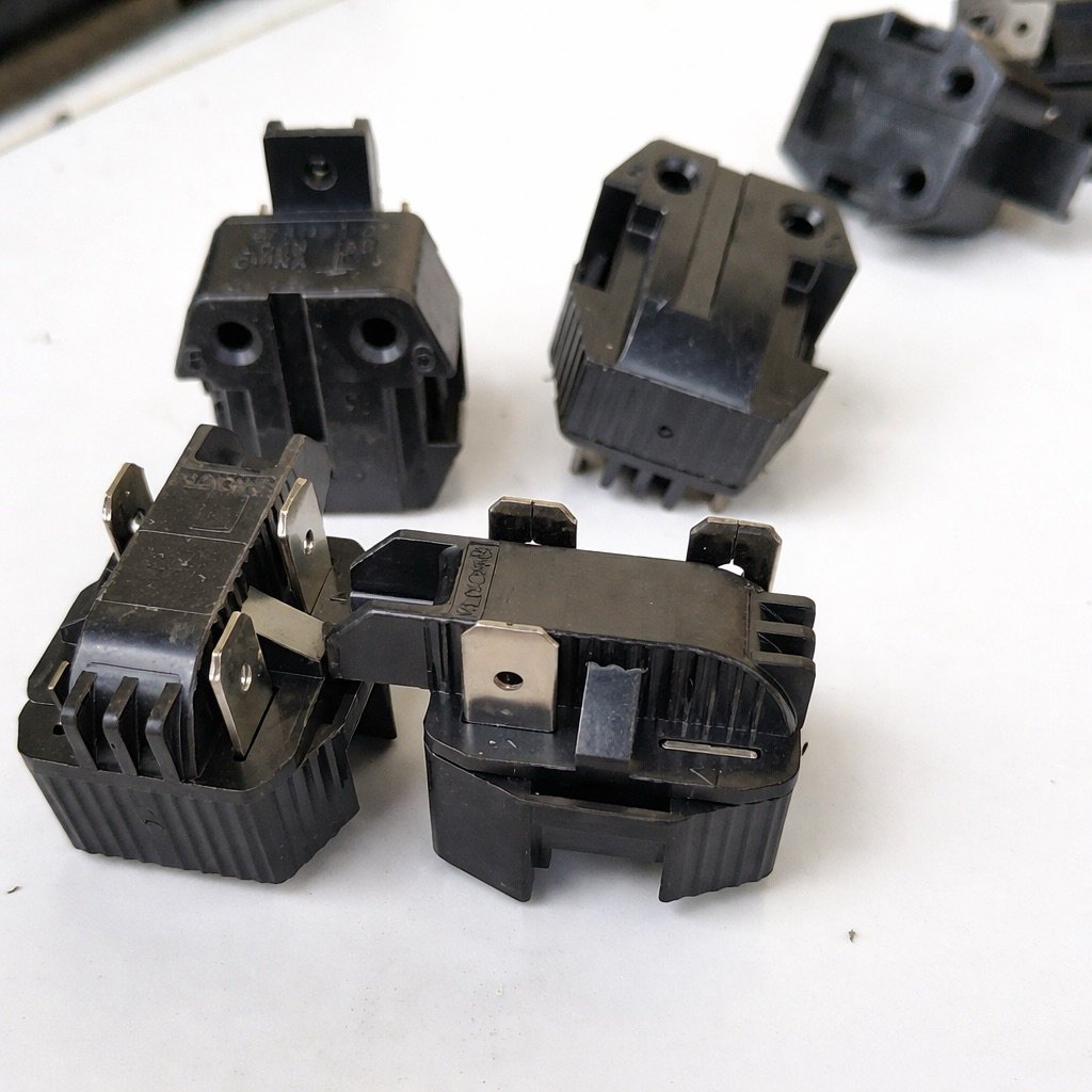 RILAY PTC KULKAS 1 PINTU 3 PIN ORIGINAL