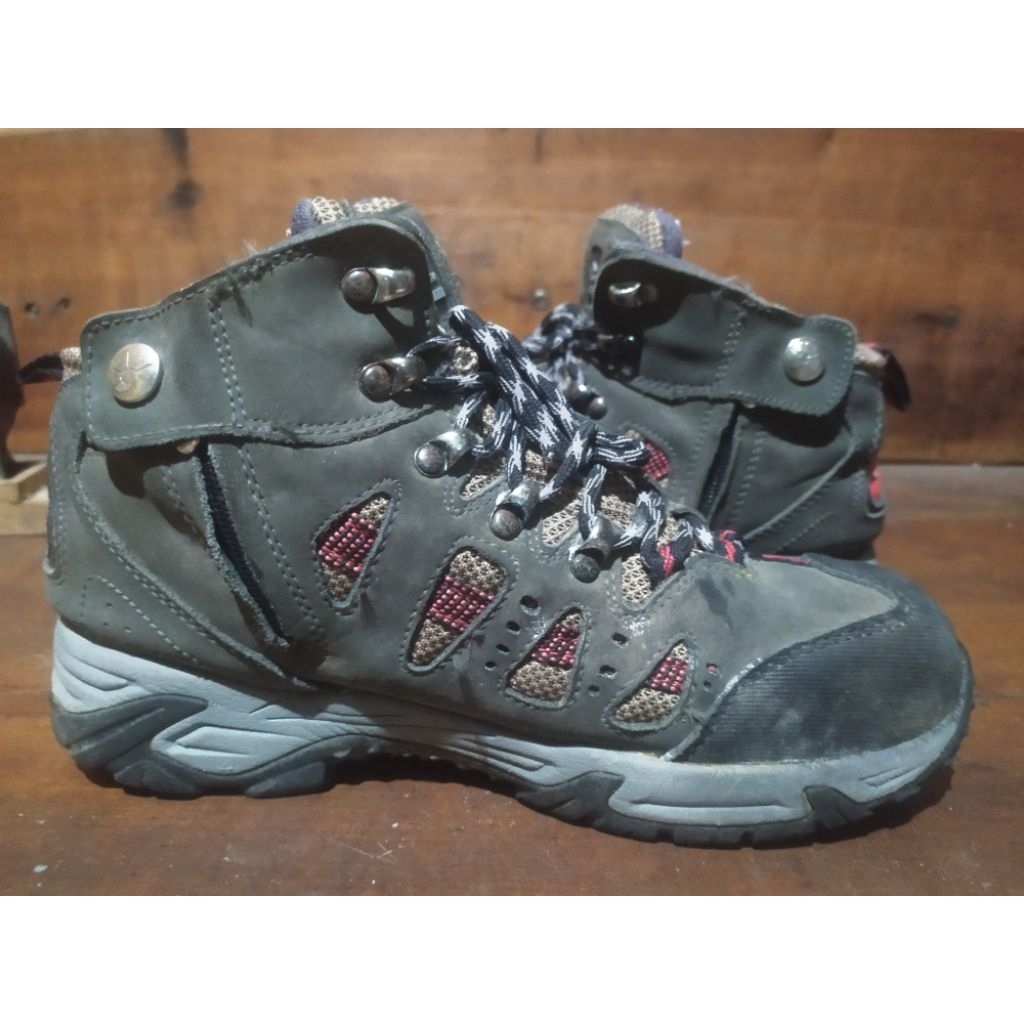 sepatu safety Nepa 41/25,5cm
