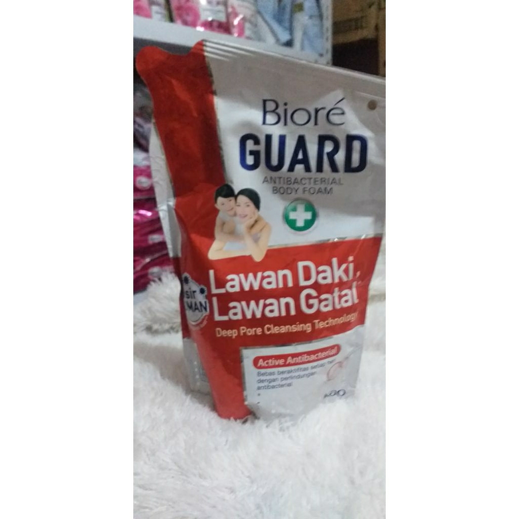 biore cair 400ml merah