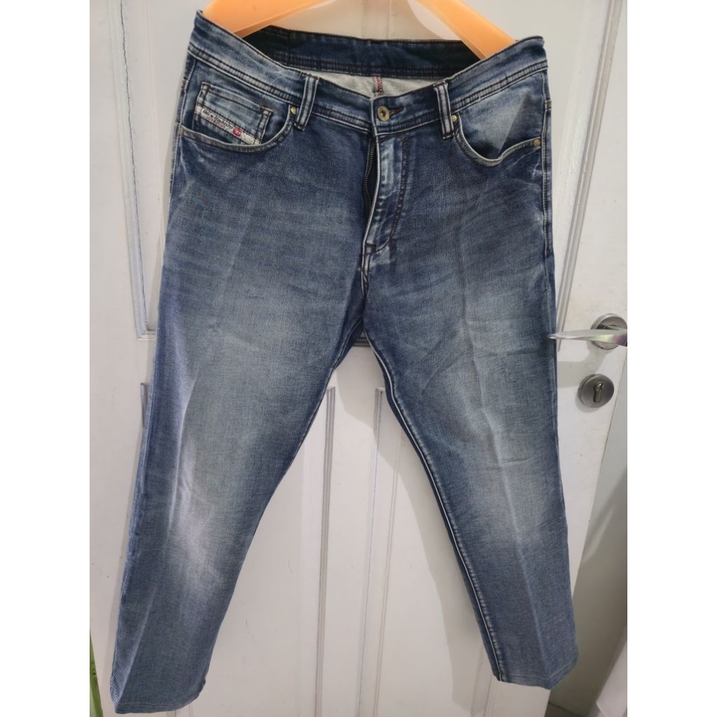 celana jeans diesel preloved