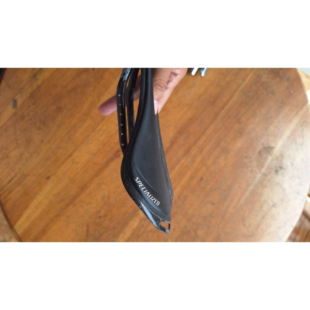 Sadel Specialized toupe carbon