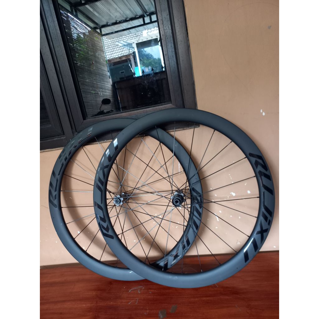 Rujixu Carbon ARSL Disc Brake TA Centerlock