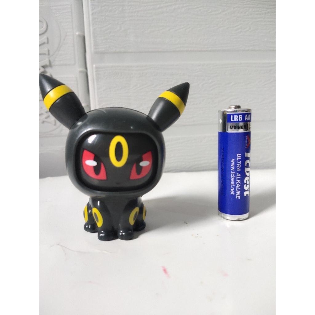 Dijual murah Mainan action figure pokemon swap face atau berubah wajah umbreon sesuai foto warung Ma