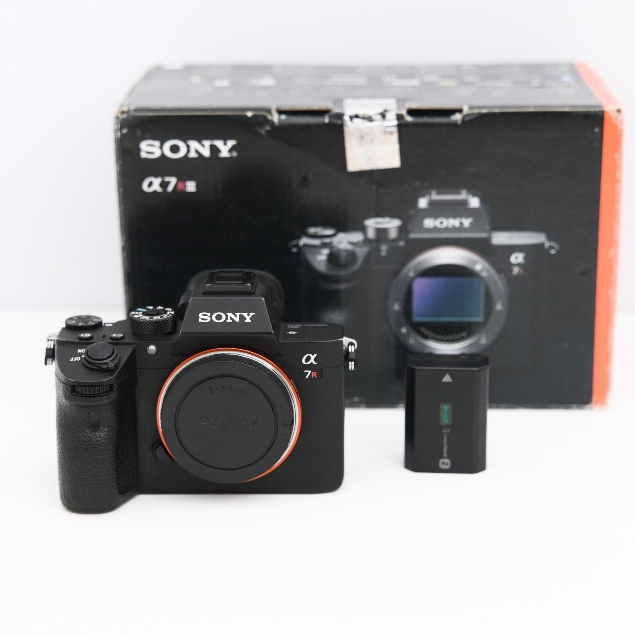Sony A7R mark iii (Bekas) Fullset Box