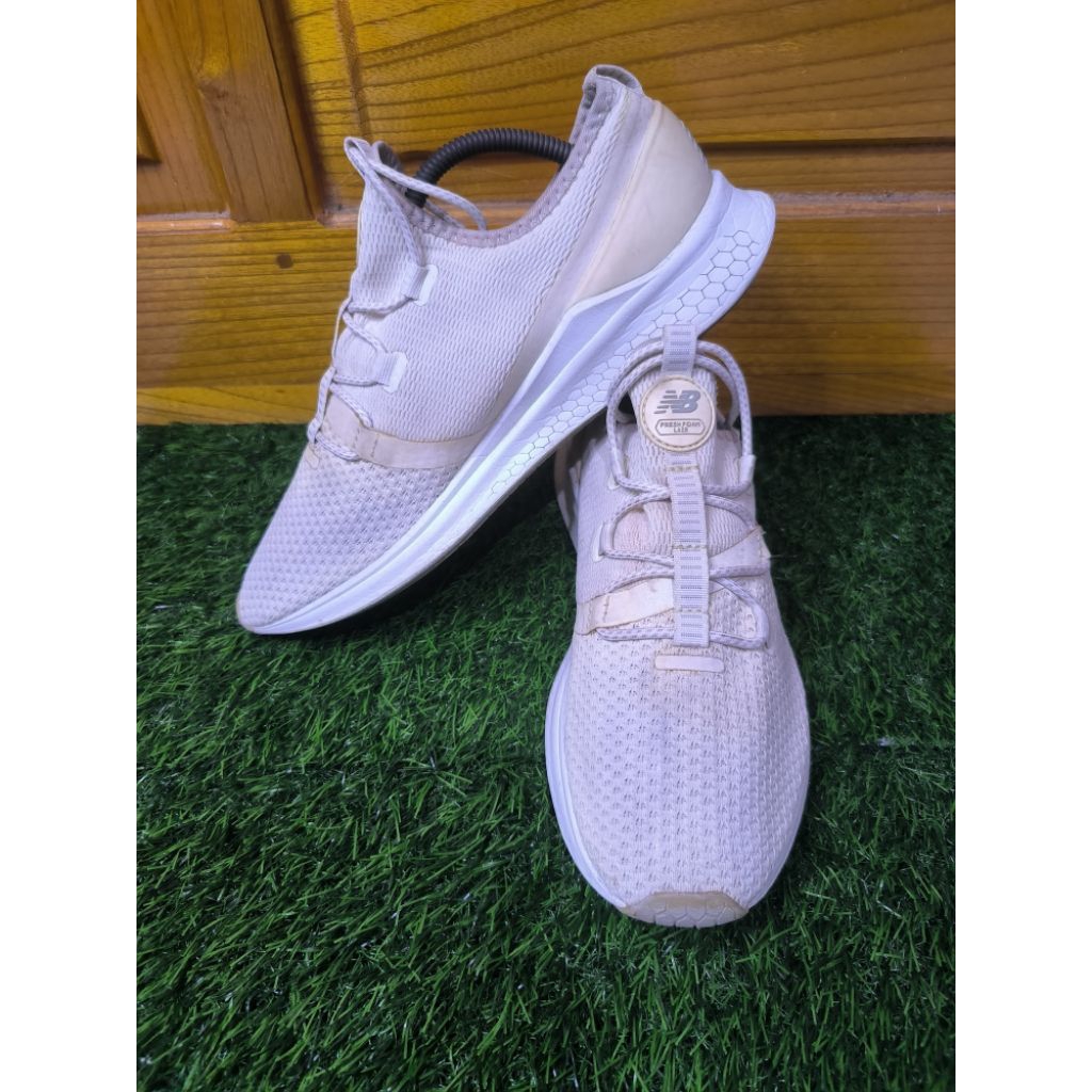 New Balance Fresh Foam LAZR