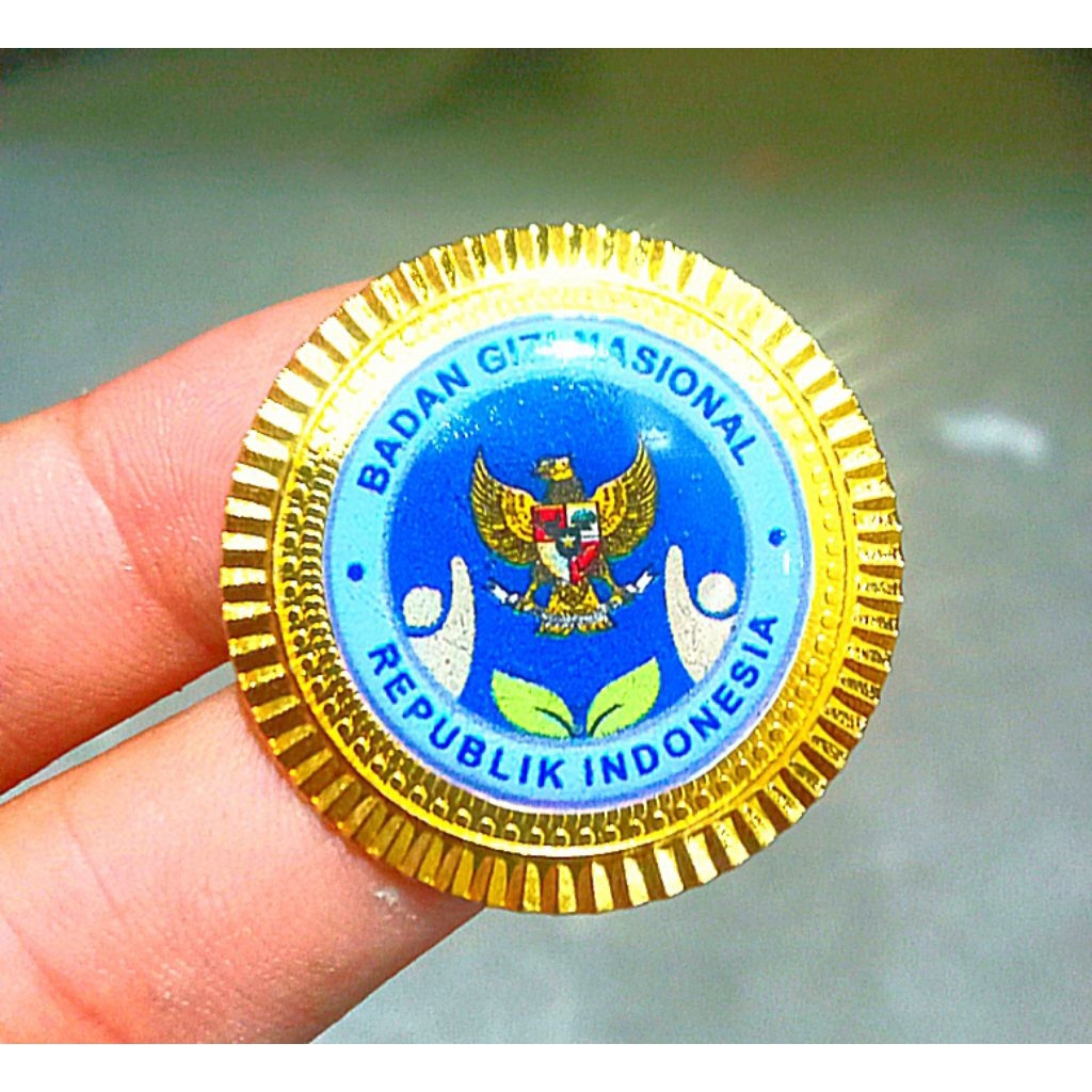Pin Badan Gizi Nasional (BGN) Model Gerigi Logam Lapis Resin