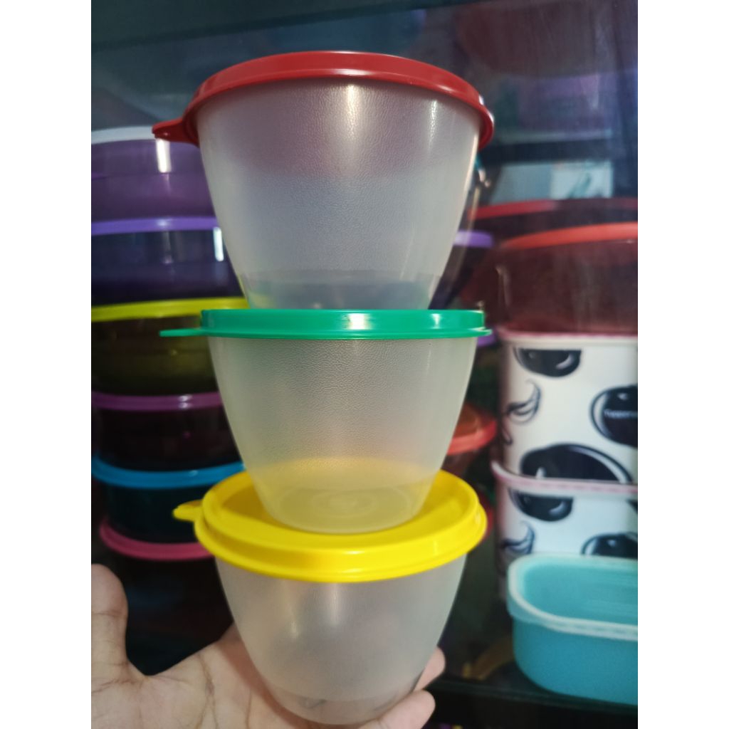 Toples kue kering Tupperware