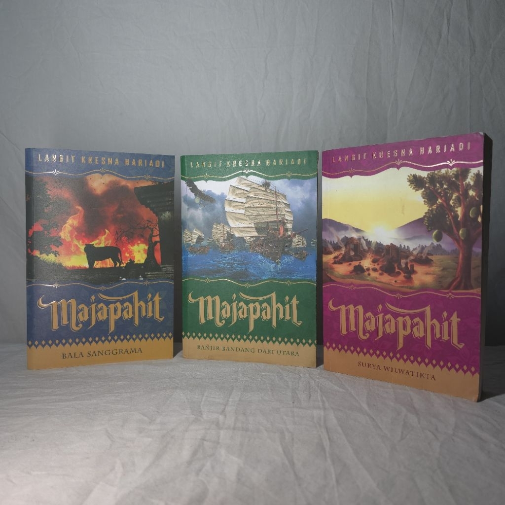 [Baru Cetakan Lama] Paket Buku Original Majapahit by Langit Kresna Hariadi