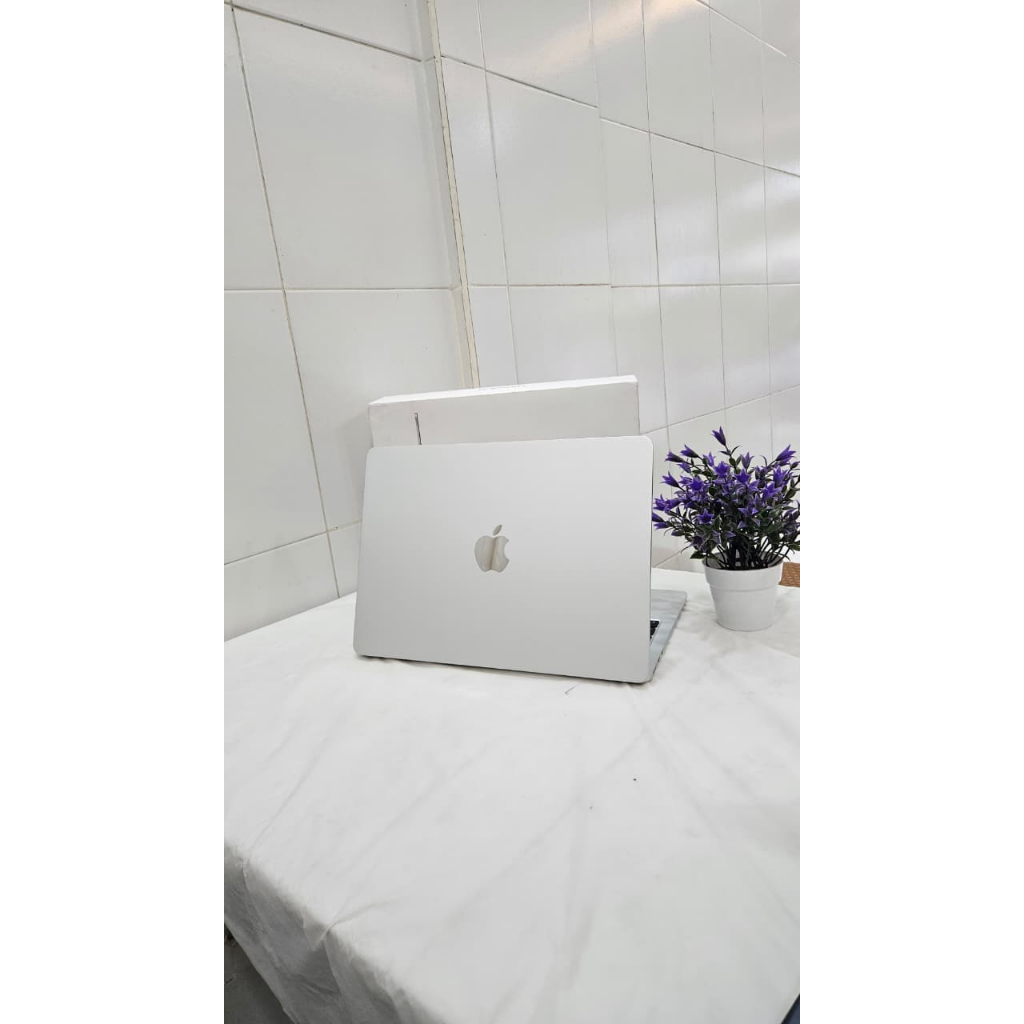 Macbook Air M4 2025 Second Pembelian september 2025