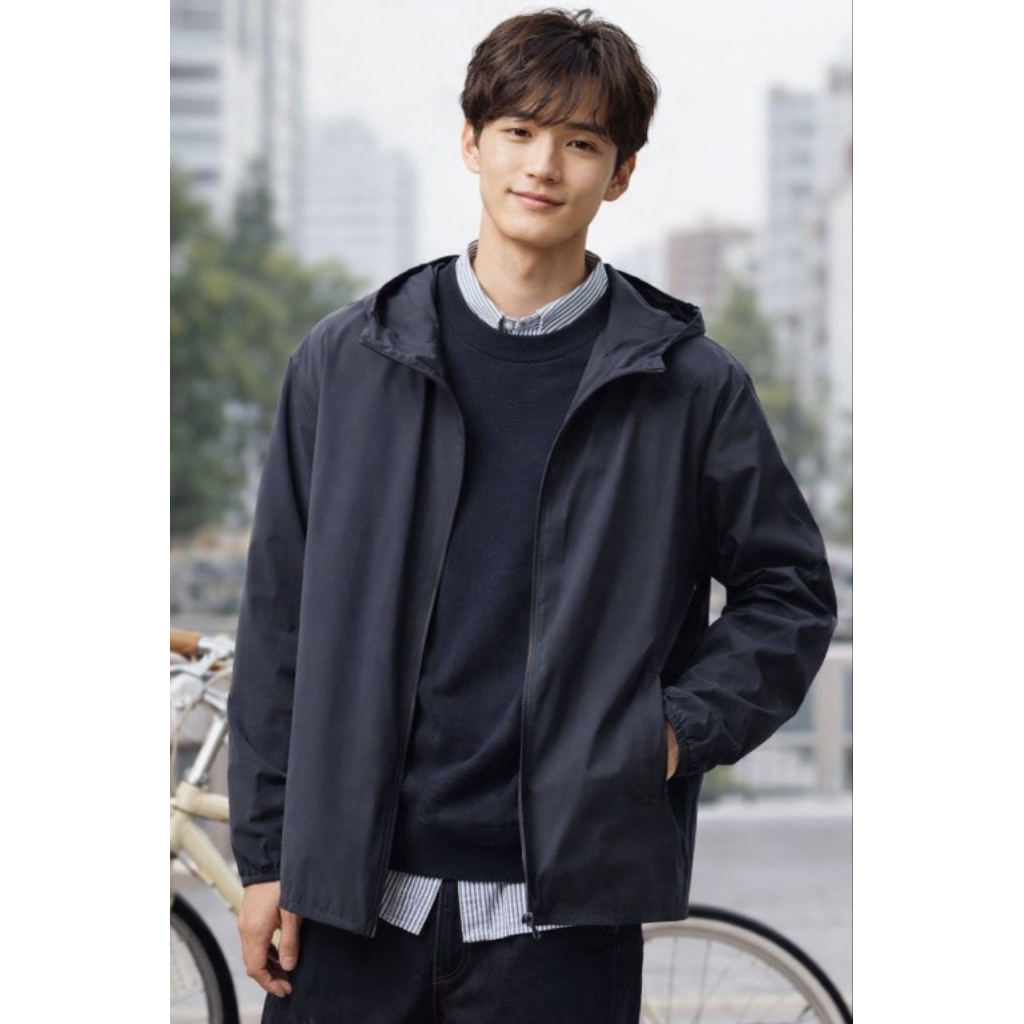 Jaket Uniqlo Parka Saku Protector Sinar UV Pria - Navy / Biru Tua