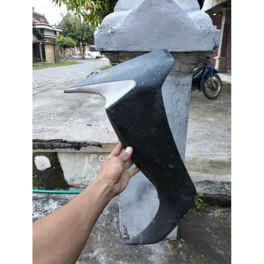 Sayap luar kiri satria hiu 2 tak original