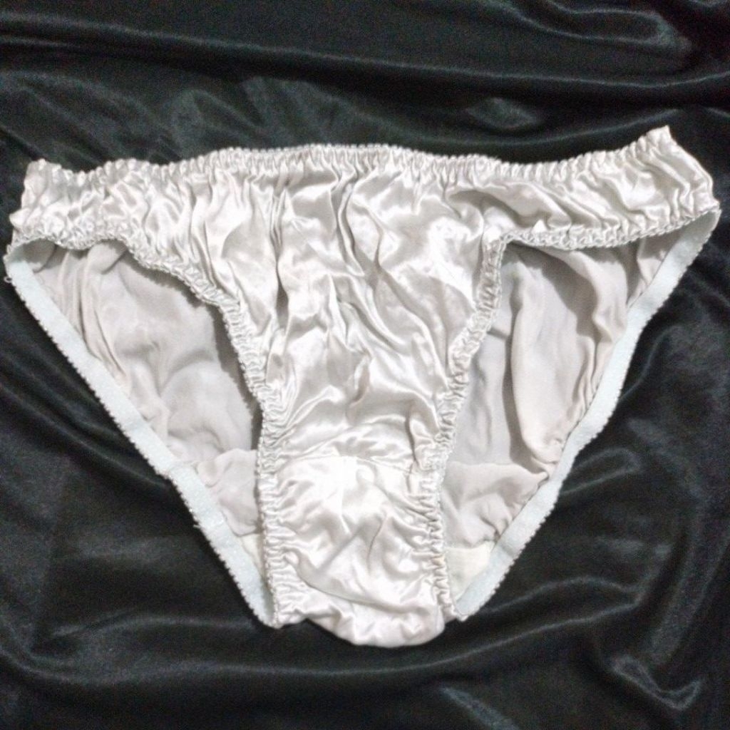 CD satin size M-L SILKY GREY