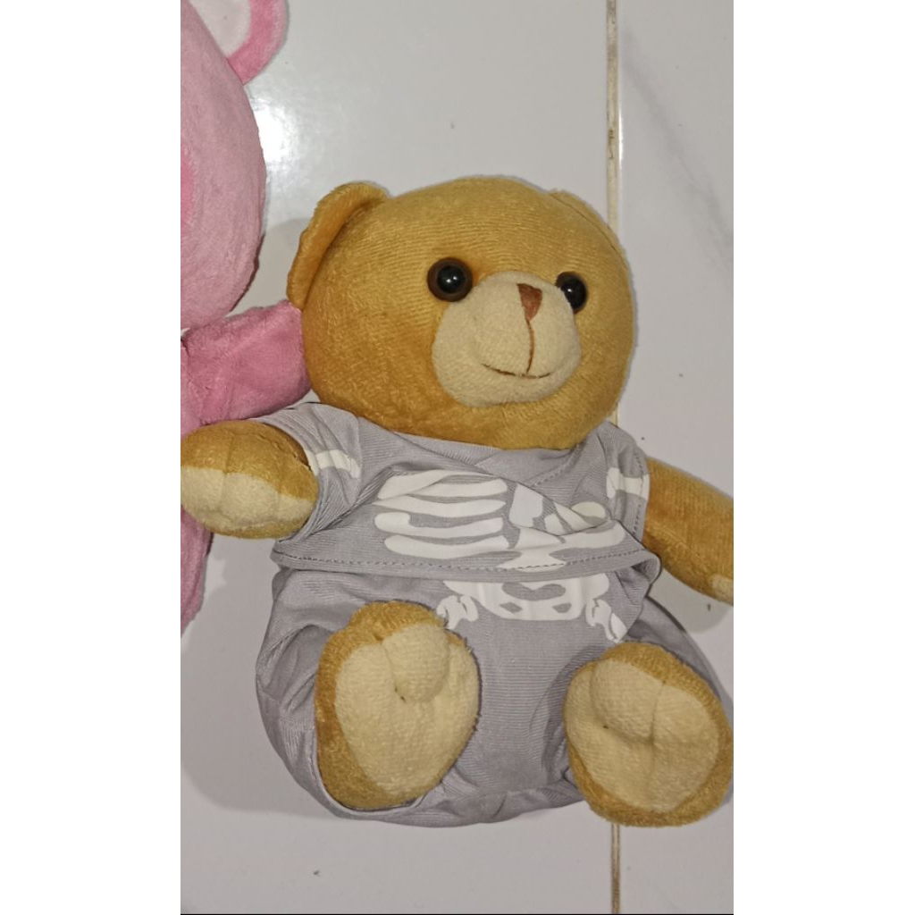 Boneka lucu lembut