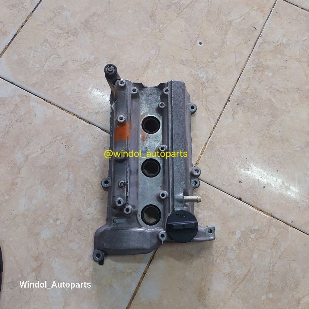 Cover Tutup Klep Cylinder Head Xenia 1.0 1000Cc Original Copotan
