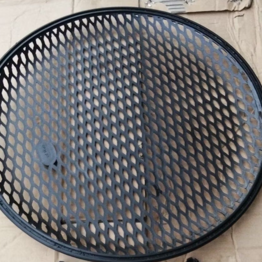 Grill Speaker 15 inch Bulat jaring
