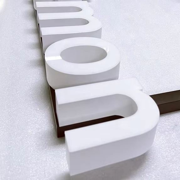 Huruf Timbul Akrilik Custom (Tanpa Lampu) Full Akrilik / Letter Timbul Acrylic / Letter Sign