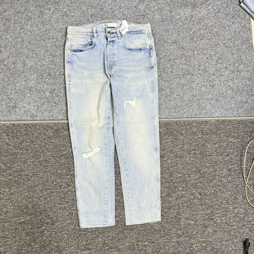 zara man jeans Ripped pria