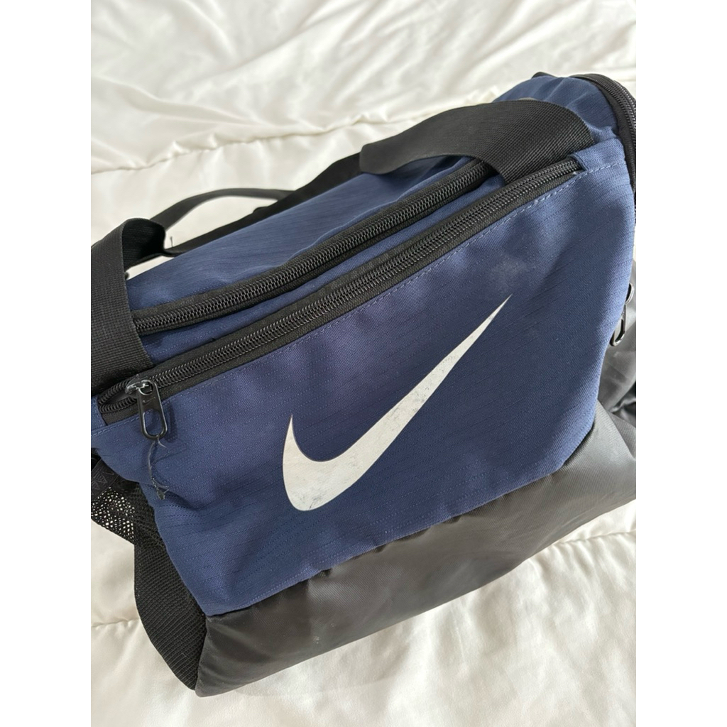 NIKE Sports Bag Tas Training Olahraga Duffel Bag Navy Black Preloved