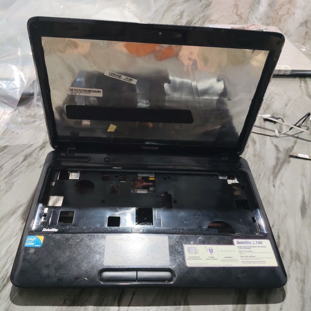 kesing cesing casing case Laptop Toshiba L740 L740D L745 L745D L640