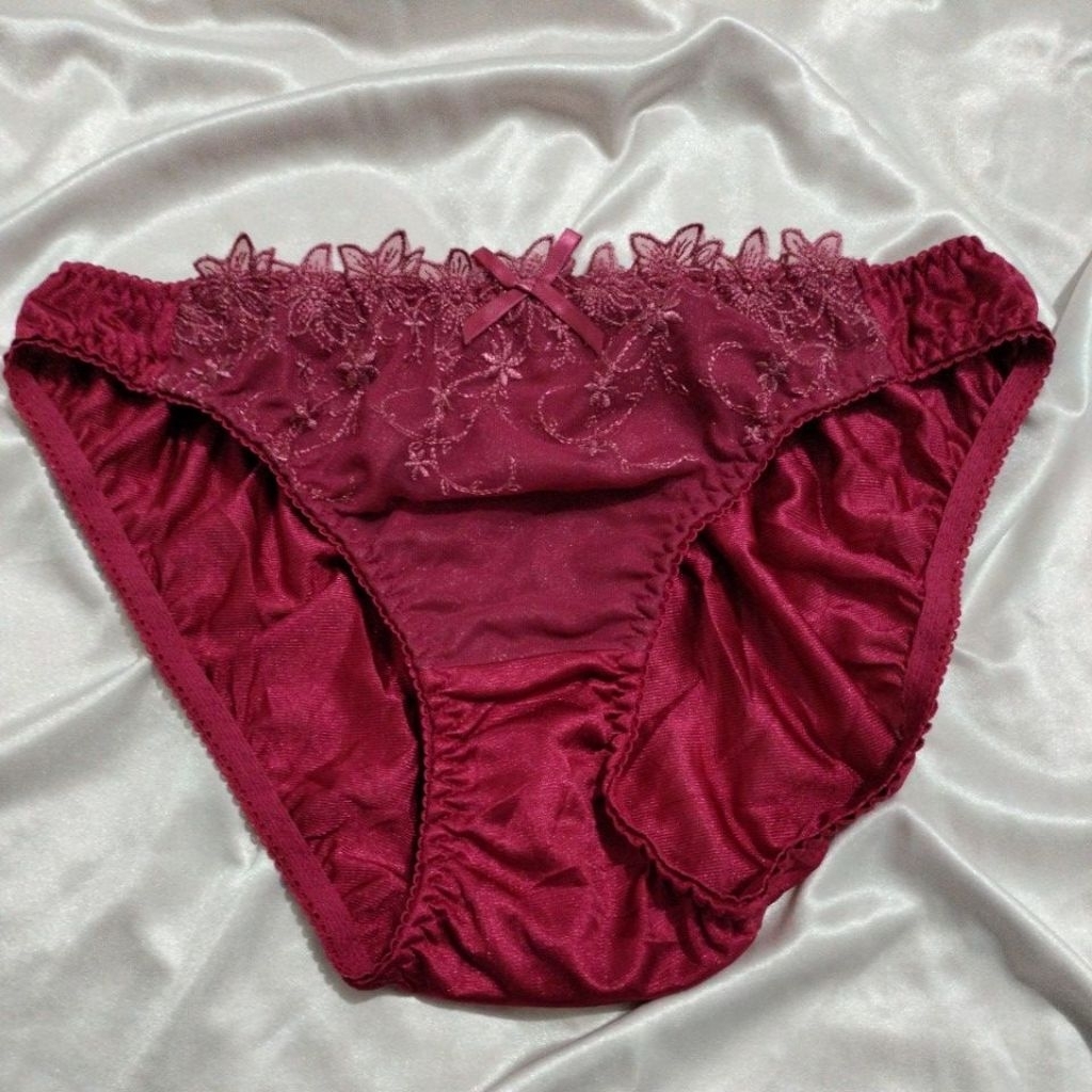 CD satin size M SILKY TUTU