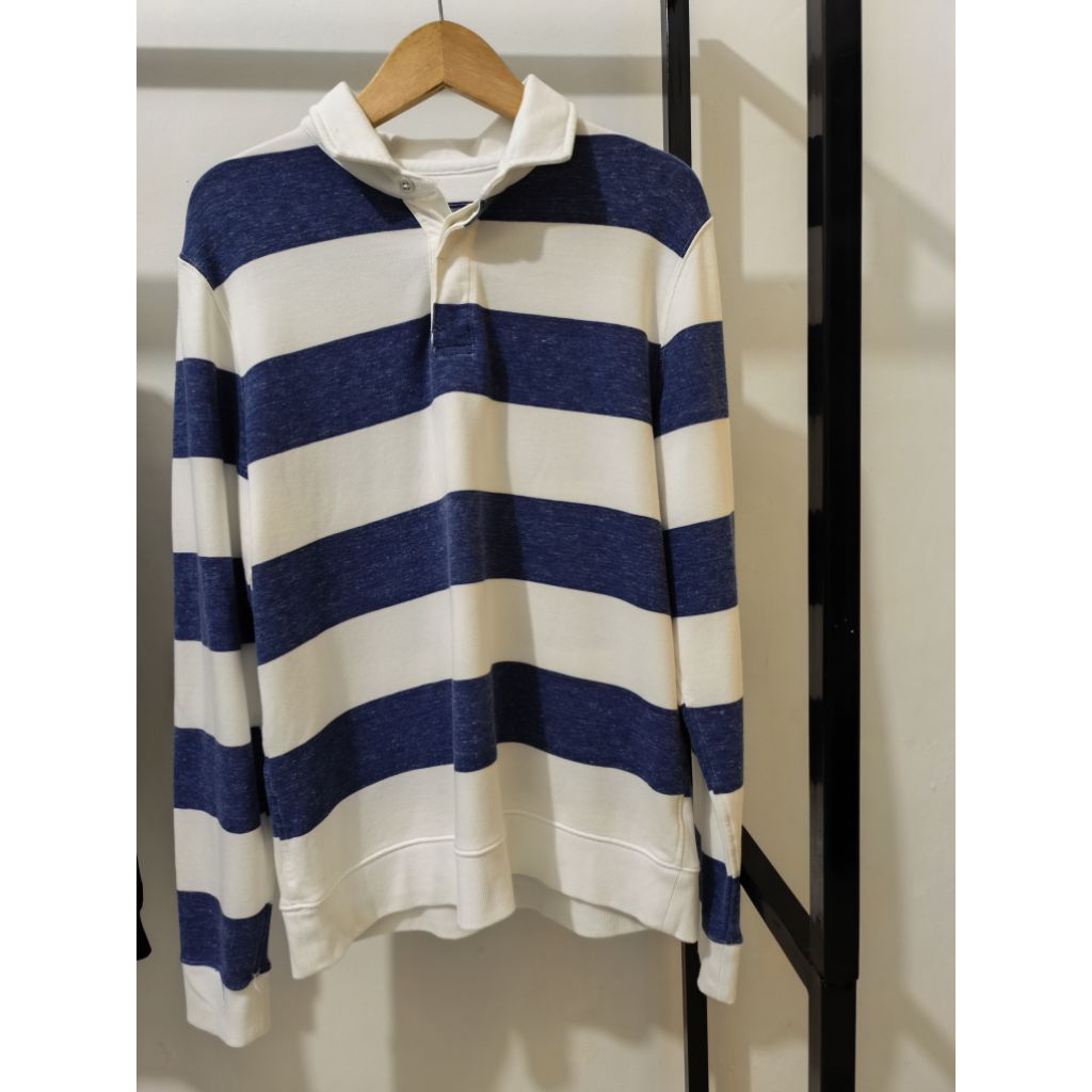 crewneck salur