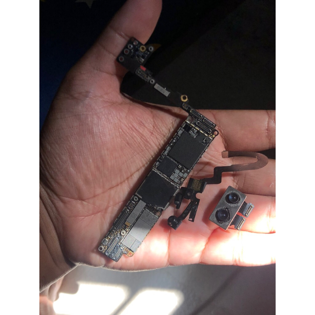 mesin iphone 8 plus matoto HANYA MESIN